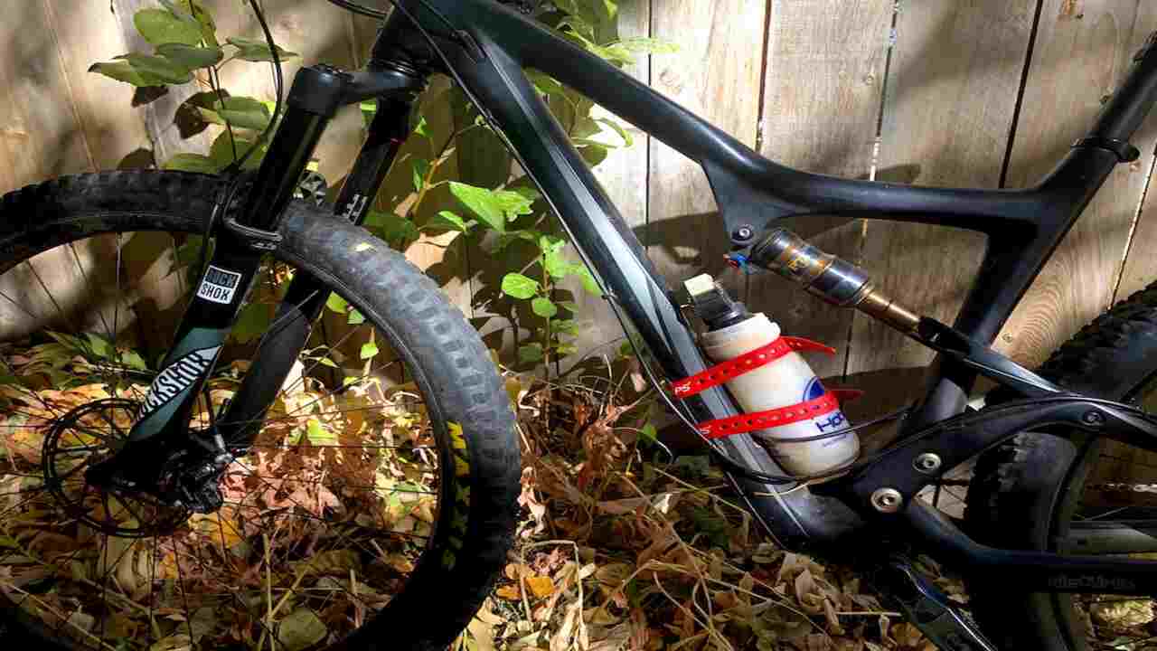 5 Ways How To Install Bicycle Bear Spray Holder